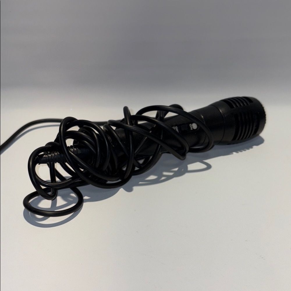 Black Portable Audio Microphone